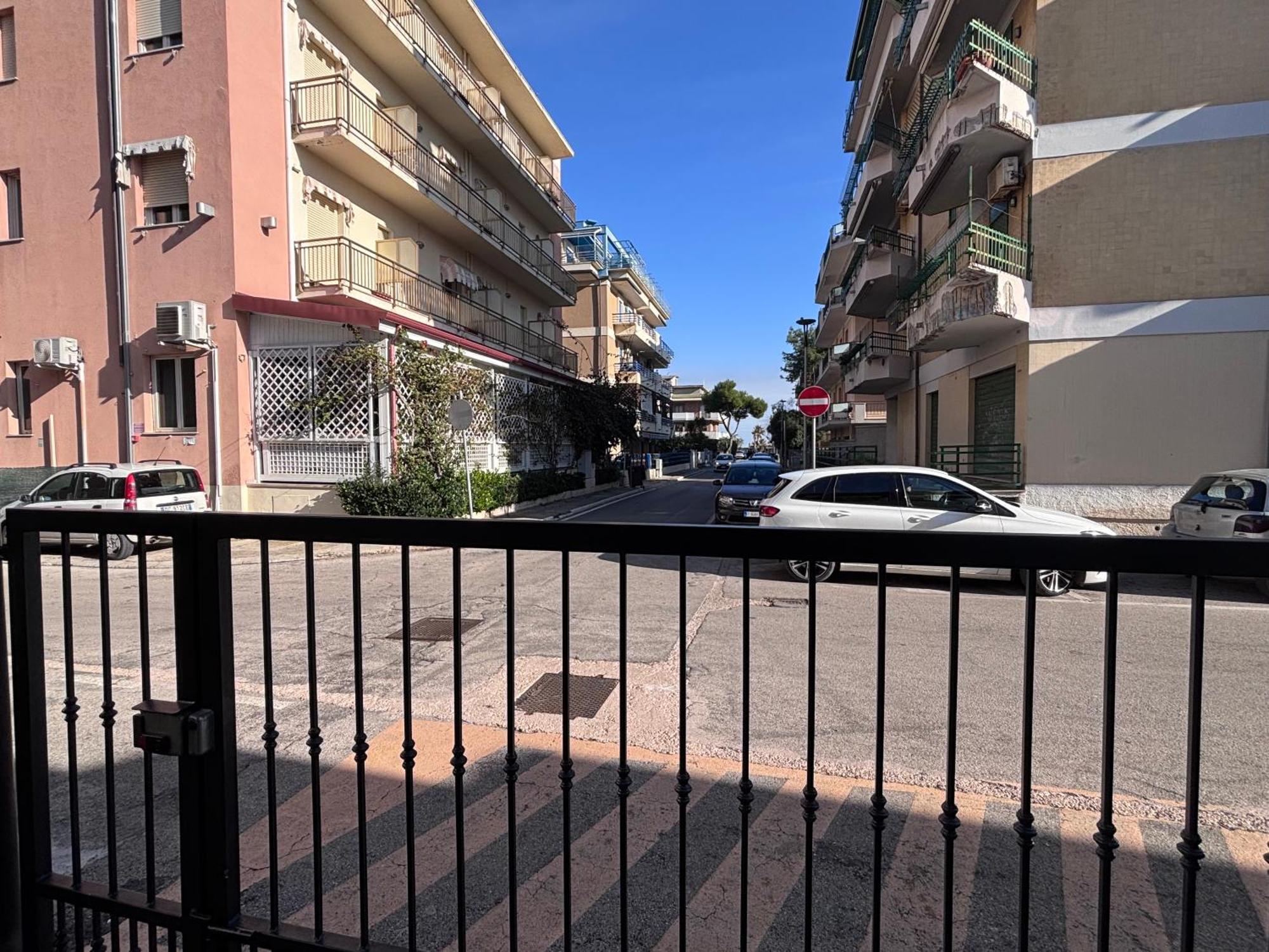 Dante Silvi Vacanza Silvi Marina Exterior foto